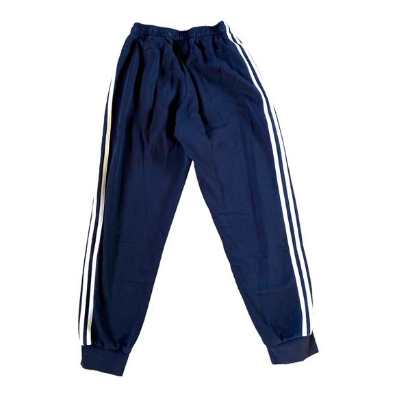 Adidas jogger - Picture 2 of 3